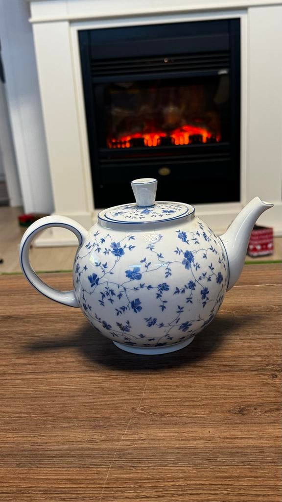 Arzberg theepot met blauw bloemmotief, Ophalen of Verzenden