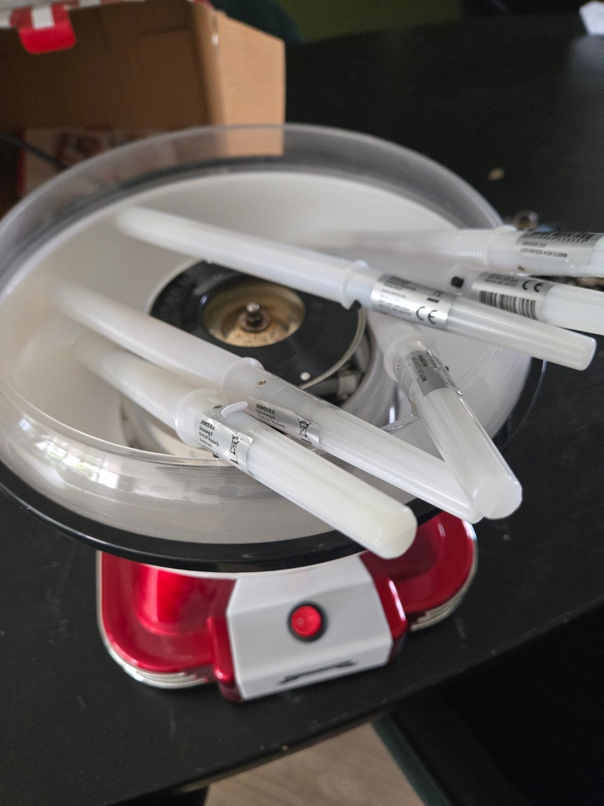 Suikerspinmachine met accessoires, Ophalen, Zo goed als nieuw
