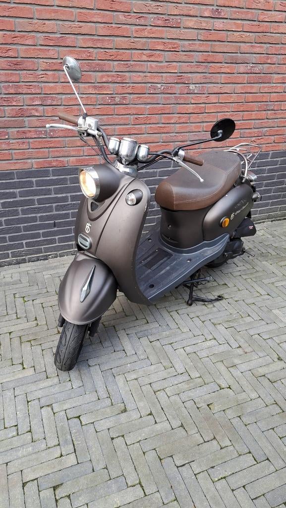 Scooter - 45 km/h - te koop, Fietsen en Brommers, Gebruikt, Benzine, Ophalen, Overige merken