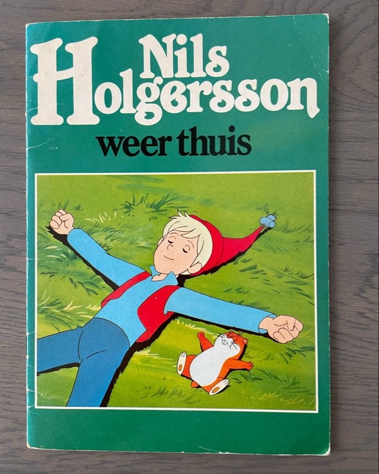 Nils Holgersson weer thuis - Klassiek kinderboek, Boeken, Ophalen of Verzenden, Gelezen, Fictie algemeen