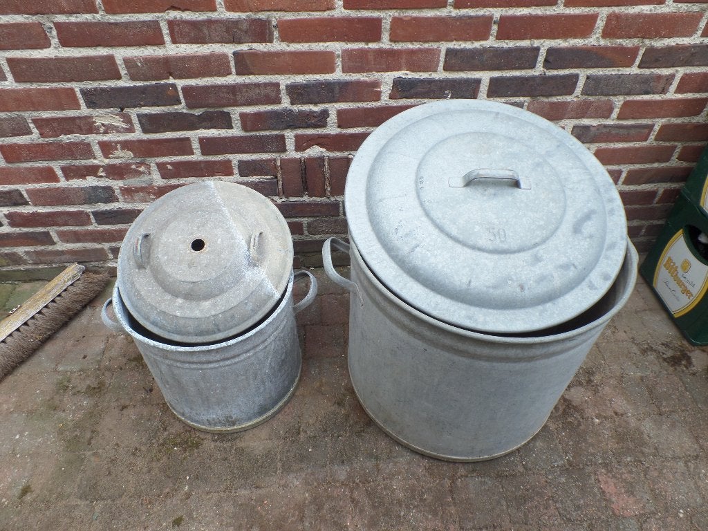 Zinken inmaak ketels, Ophalen