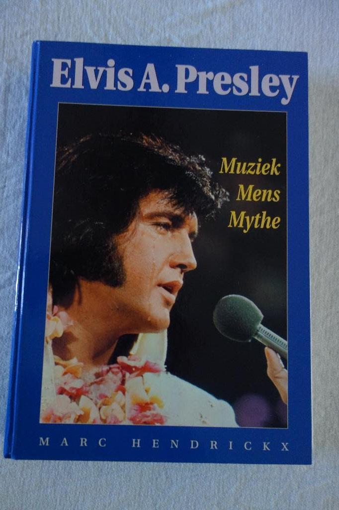 Boek Elvis Presley Muziek Mens Mythe, Ophalen of Verzenden, Zo goed als nieuw, Artiest