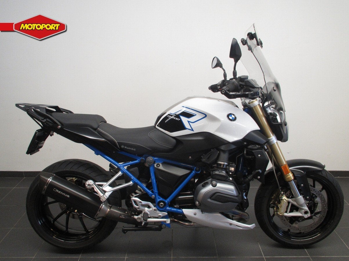 BMW R 1200 R (bj 2018), Einsteinlaan 5
2289 CC  Rijswijk, NL, Info@bmw-motorrad.nl, Naked bike, Gebruikt