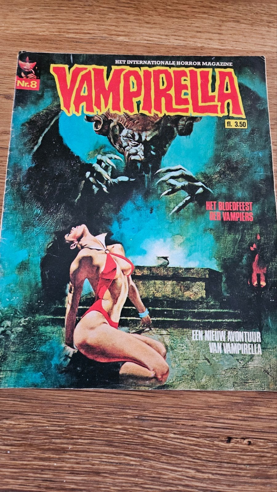 Vampirella nr. 8 – Het bloedfeest der vampiers – Semic 1976, Boeken, Eén comic, Ophalen of Verzenden, Gelezen, Europa