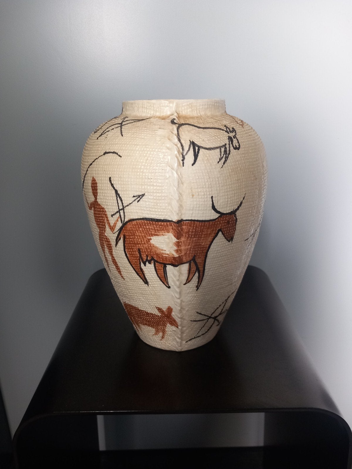 Vaas, gedecoreerd in een tribal of prehistorische kunststijl, Ophalen of Verzenden