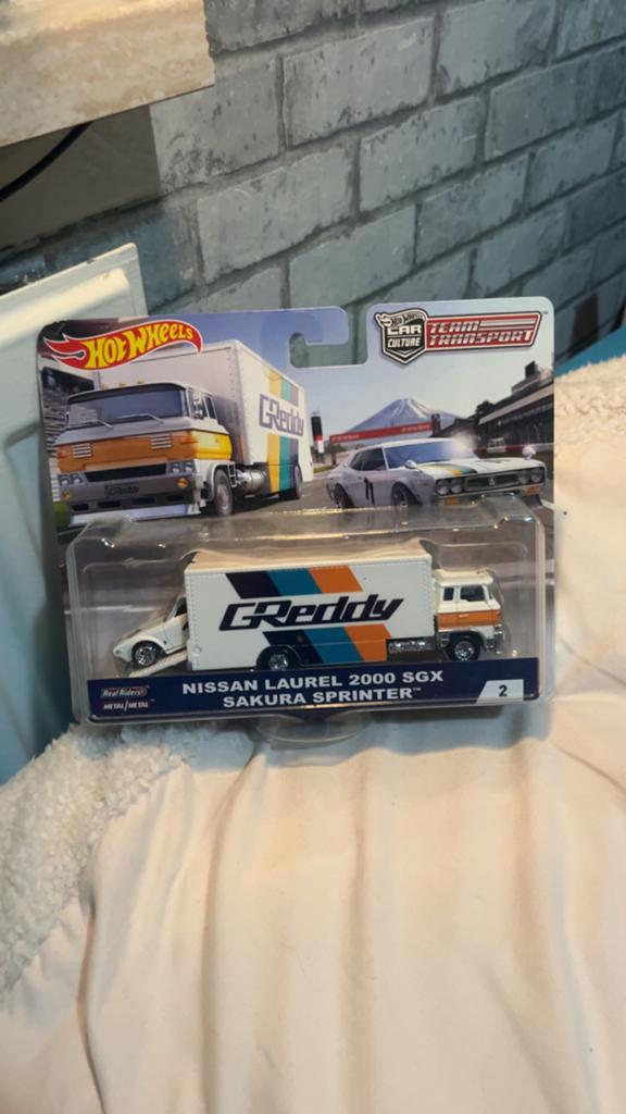 Hot Wheels Team Transport Nissan Laurel SGX Sakura Sprinter, Hobby en Vrije tijd, Ophalen of Verzenden, Zo goed als nieuw