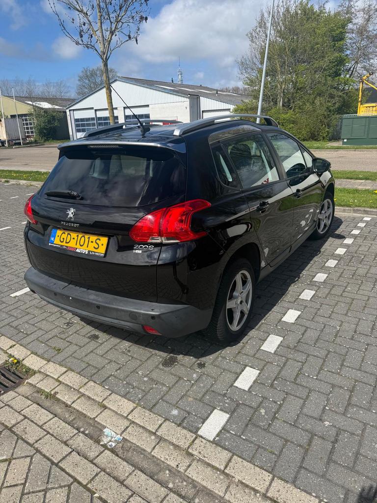 Peugeot 2008 1.2 E-vti 60KW Etg5 2015 Zwart, 450 kg, 40 €/maand, 1199 cc, 770 kg