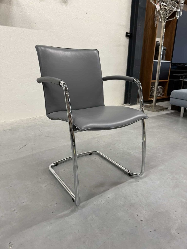 Nieuw Leolux Freyr Eetkamerstoel grijs leer design stoel, Leolux, Info@leolux.nl, Nieuw, Leer
