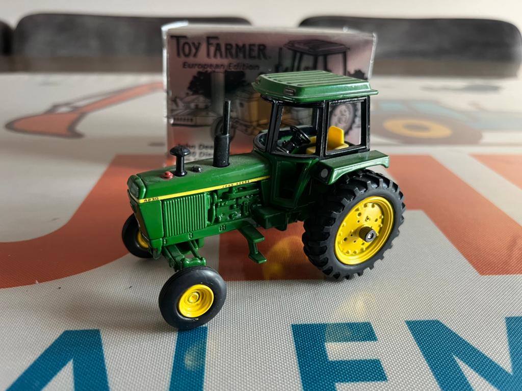 John Deere 4230 tractor Toy Farmer LCN beurs 1998 Ertl, Hobby en Vrije tijd, Ophalen of Verzenden, Nieuw, Tractor of Landbouw