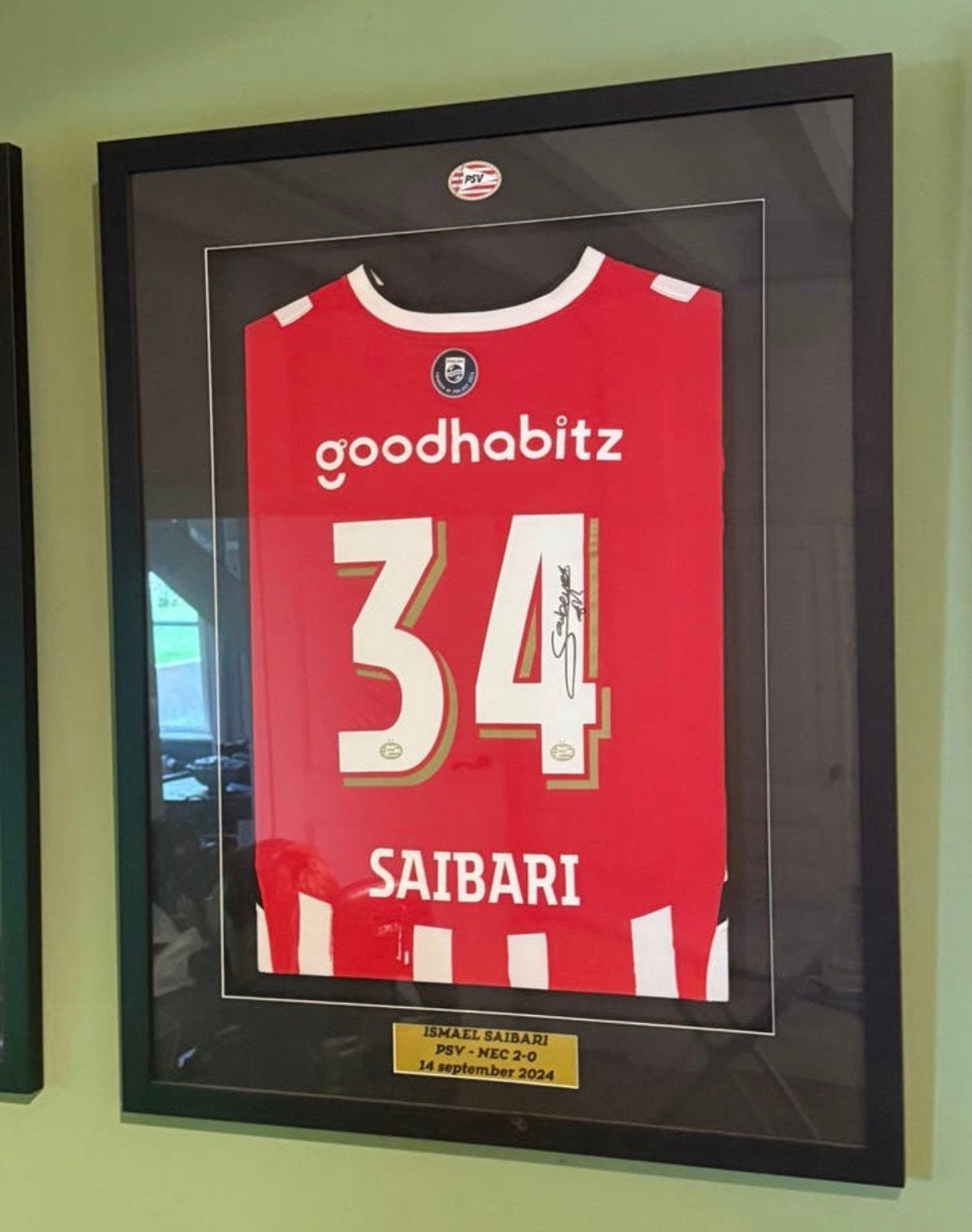 Ingelijst Worn + Signed Saibari shirt - 80 jaar vrijheid, Ophalen, Overige maten, Voetbal, Gedragen