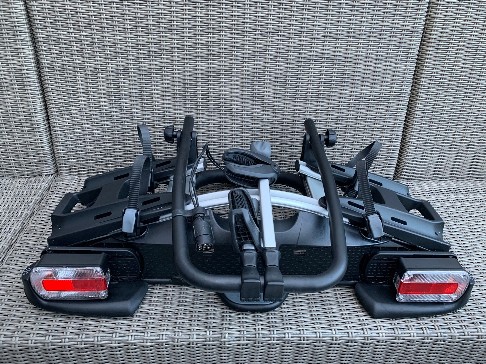 Mooie Thule VeloCompact 925 fietsendrager, Ophalen, Zo goed als nieuw, Brede banden, 2 fietsen