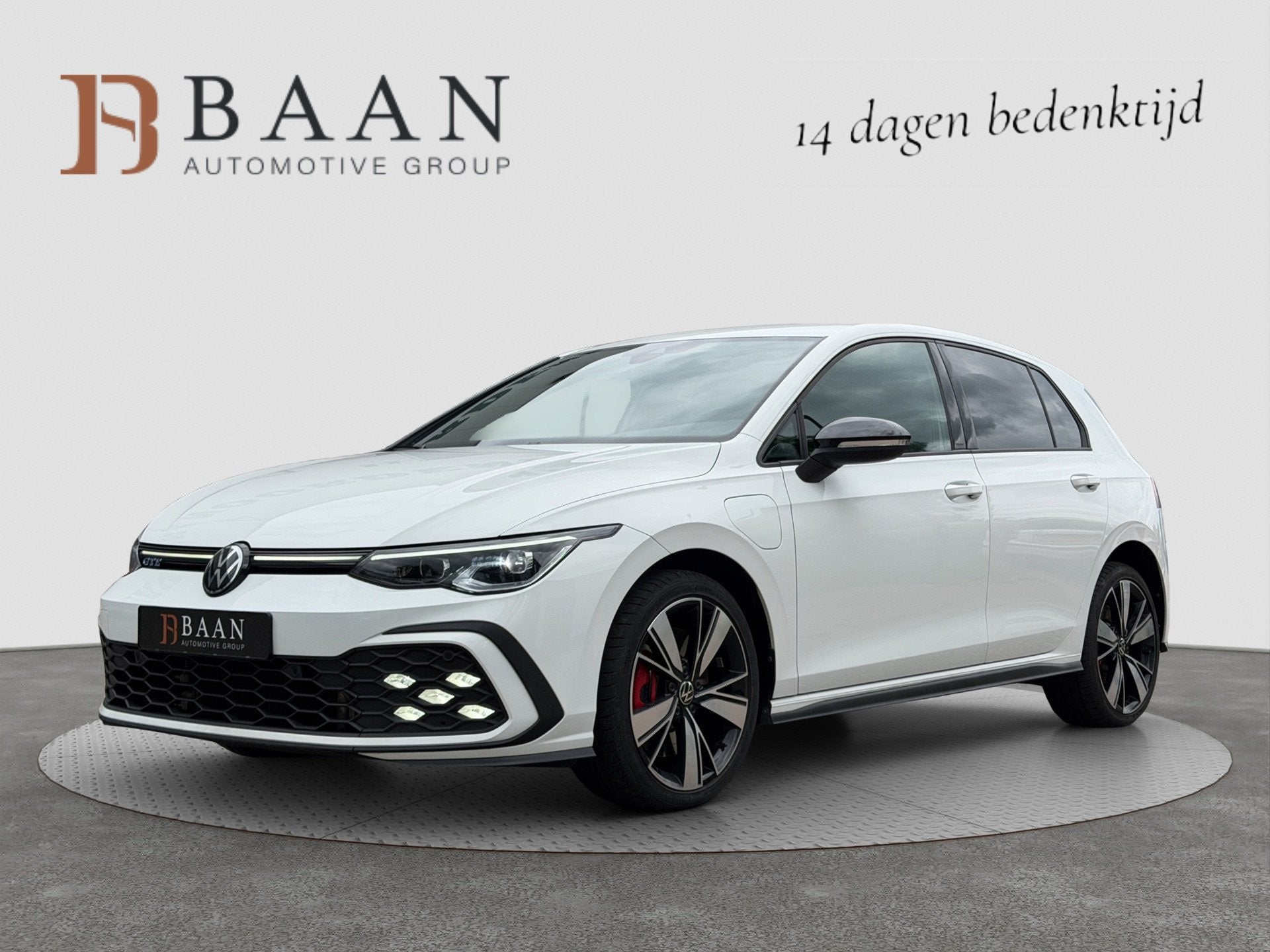 Volkswagen Golf 1.4 GTE 245PK BTW|Automaat|ACC|DCC|PDC|, Gebruikt, 4 cilinders, Automatische klimaatregeling, Wit
