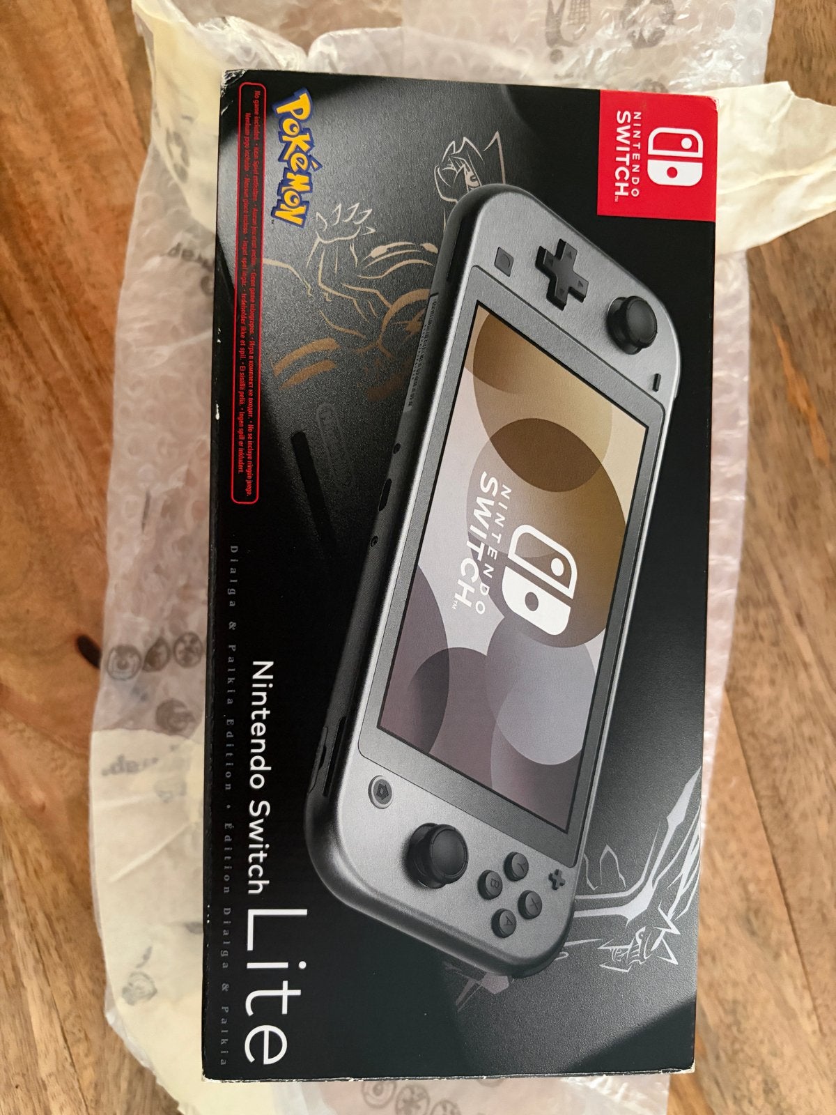 Nintendo Switch Lite Dialga & Palkia Limited Edition NIEUW, Spelcomputers en Games, Spelcomputers | Nintendo Switch, Ophalen of Verzenden