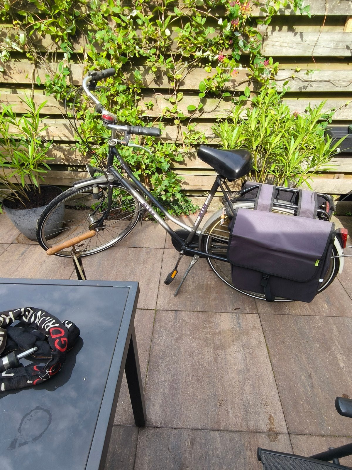 Dames fiets met nieuwe voor en achter banden, Ophalen of Verzenden, Zo goed als nieuw, Vering