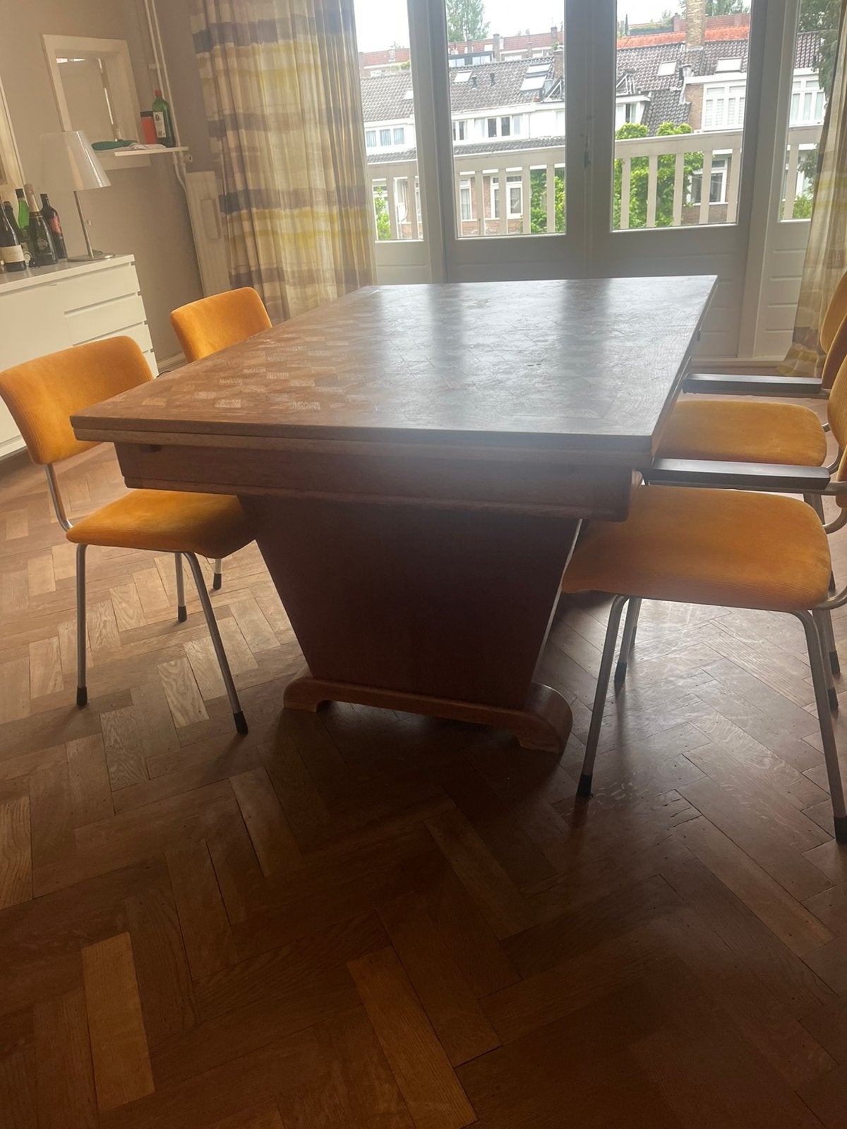 Vintage eettafel met uniek houten blad, Huis en Inrichting, Tafels | Eettafels, Ophalen, Gebruikt, 100 tot 150 cm, 150 tot 200 cm