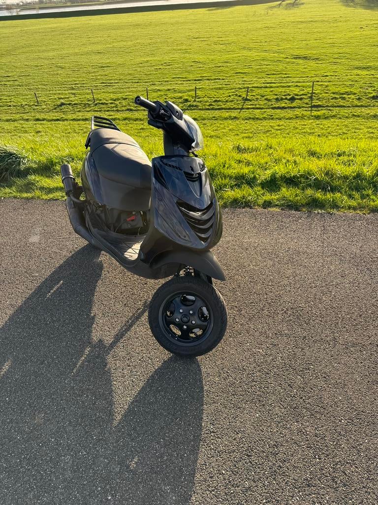 Piaggio zip 172cc snor 2005!, Ophalen, Tweetakt, Zip, Zo goed als nieuw
