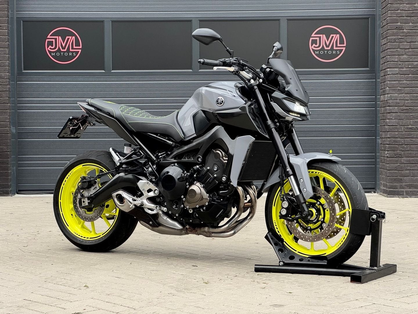 SUMMERSALE! Yamaha MT-09 ABS QS NIGHT FLUO mt09 mt 09 bj2017, Motoren, Motoren | Yamaha, Motorrijbewijs A, Bedrijf, Meer dan 35 kW