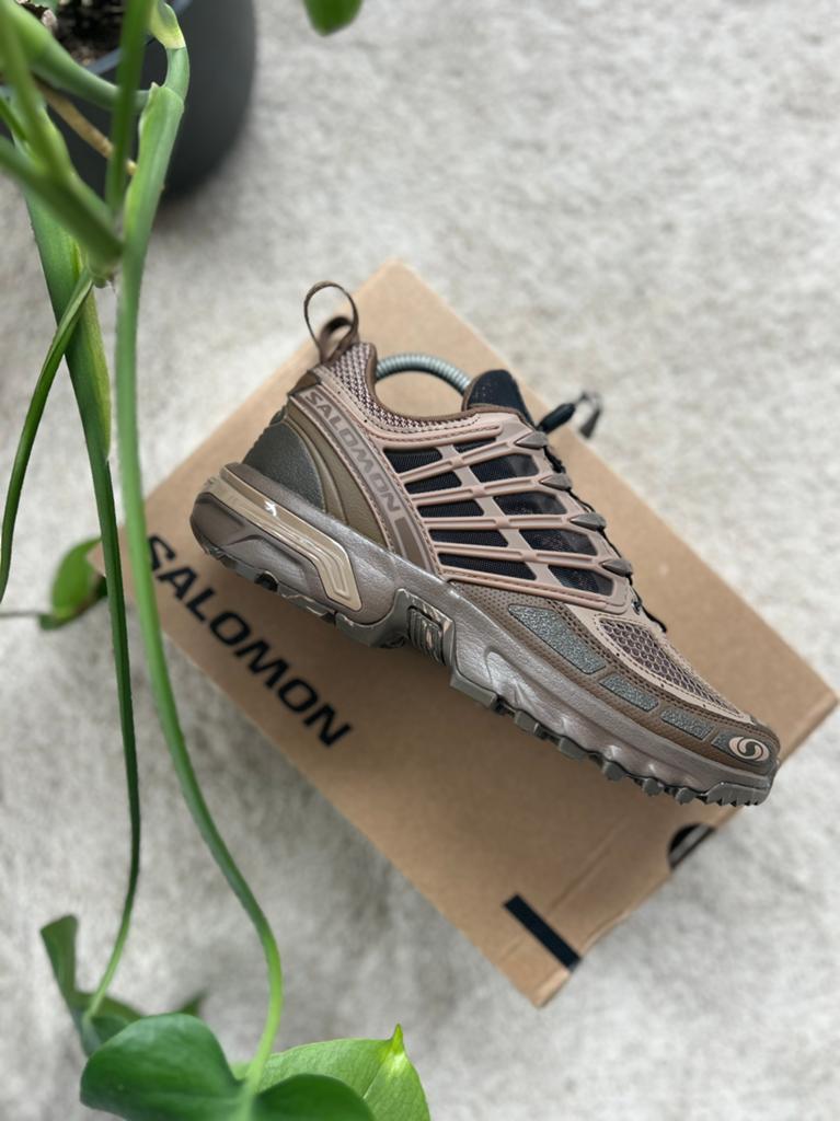 Salomon Pro Desert Dark Earth maat 40 patta/nike/air/90/1, Bruin, Verzenden, Nieuw, Sneakers of Gympen
