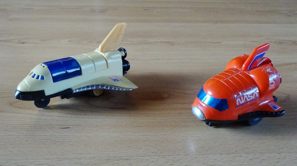 2 Stuks NASA Space Shuttle, Ophalen of Verzenden, Gebruikt