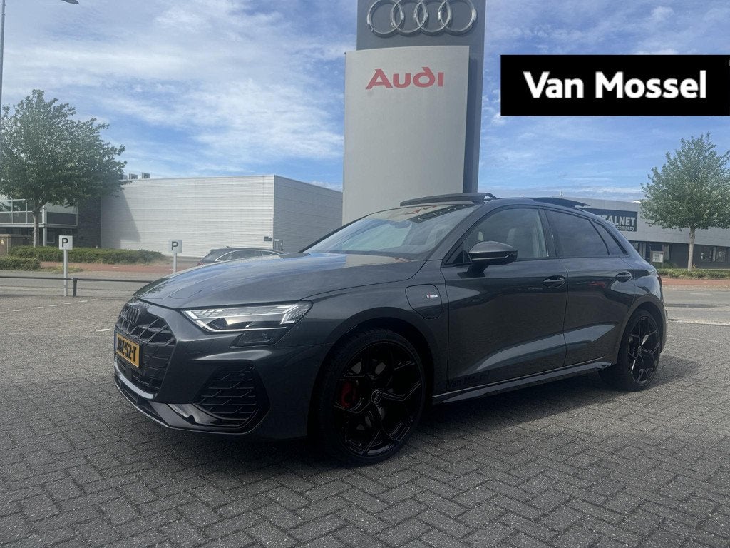 Audi A3 Sportback 45 TFSI e S edition Competition 272 PK | S, Auto's, Audi, Bedrijf, Te koop, A3, ABS, Achteruitrijcamera, Adaptieve lichten