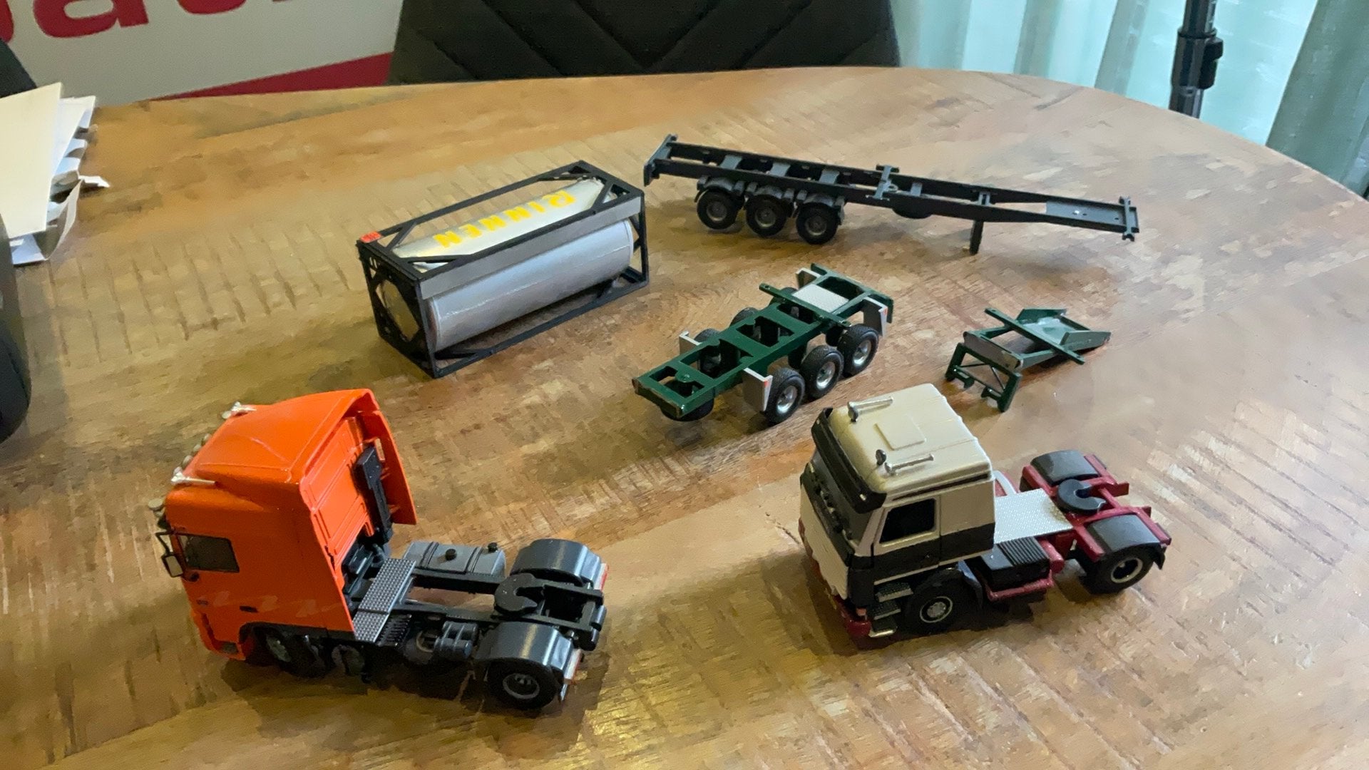 Tekno verbouw, Hobby en Vrije tijd, Ophalen of Verzenden, Zo goed als nieuw, Bus of Vrachtwagen, Tekno