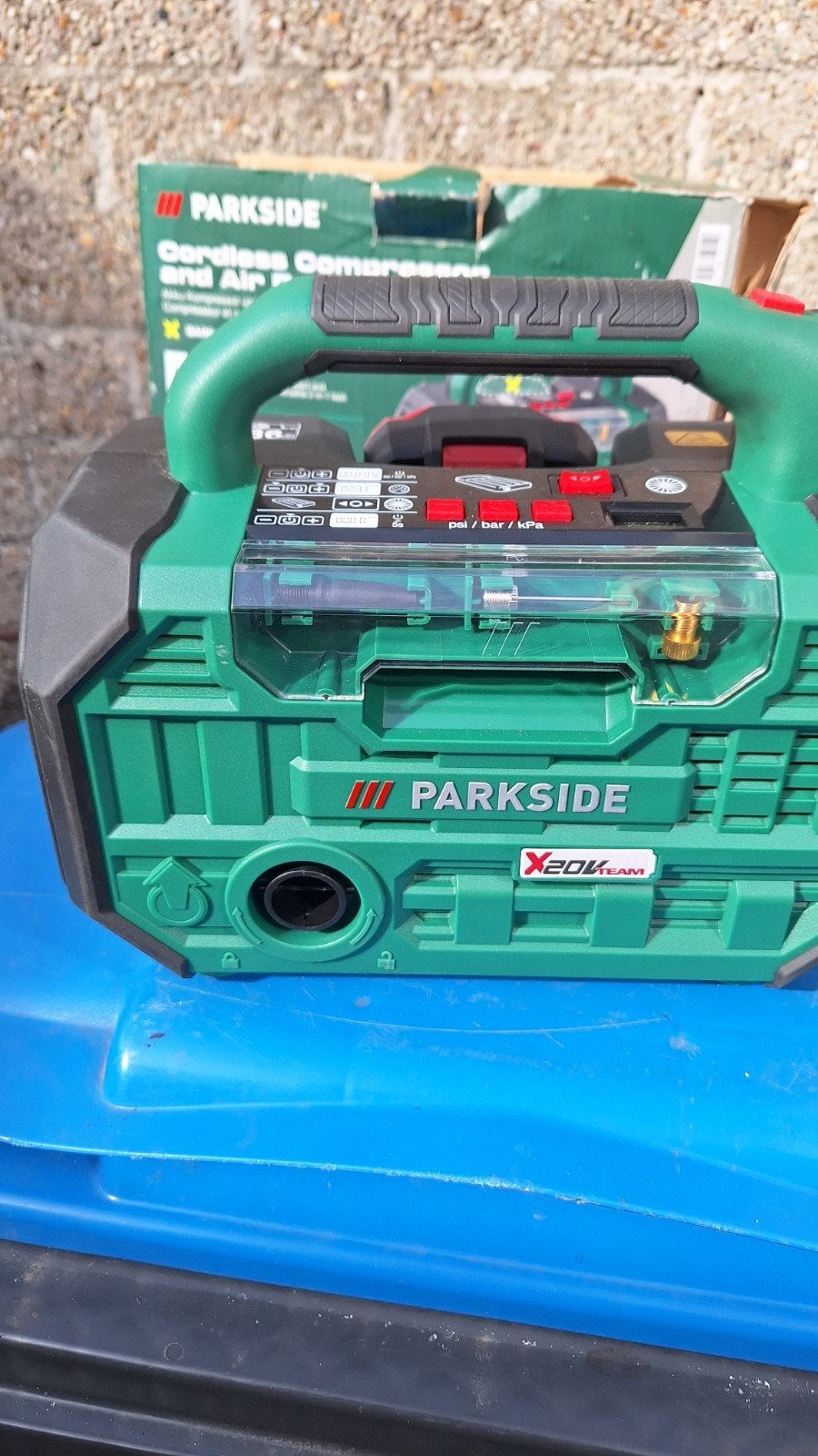 Parkside Accu Compressor/Luchtpomp 20V (defect), Doe-het-zelf en Verbouw, Compressors, Ophalen, Gebruikt, Minder dan 200 liter/min
