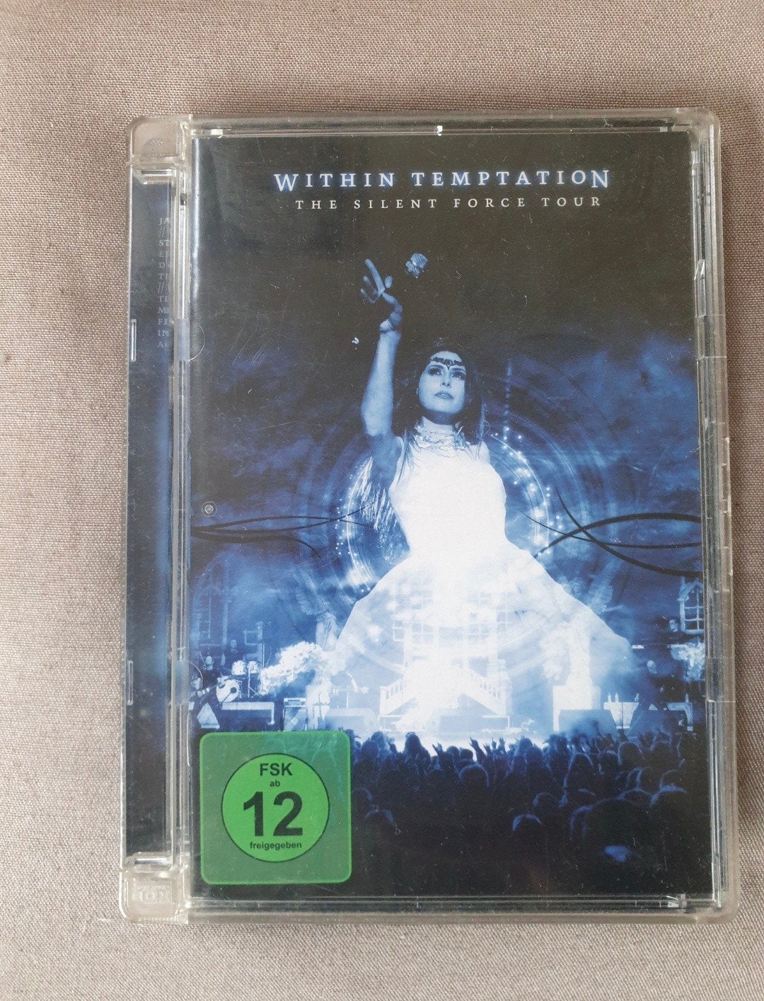 Within Temptation - The Silent Force Tour 2 DVD, Engels, Duits, Ophalen of Verzenden, Zo goed als nieuw