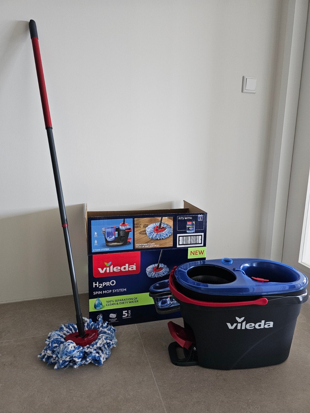 Vileda H2prO Spin Mop-systeem - 1x gebruikt, slim systeem, Huis en Inrichting, Schoonmaakartikelen, Ophalen of Verzenden, Dweilemmer, -bak, of -wagen