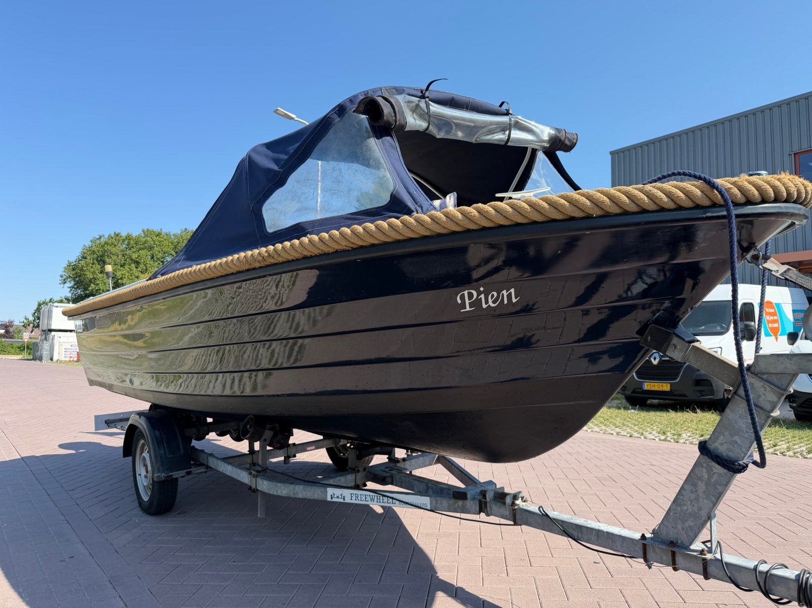 Freedom 500 sloep, Suzuki 15 PK, met freewheeltrailer, Watersport en Boten, 15 pk, 5 m, 2 m, Rondzit