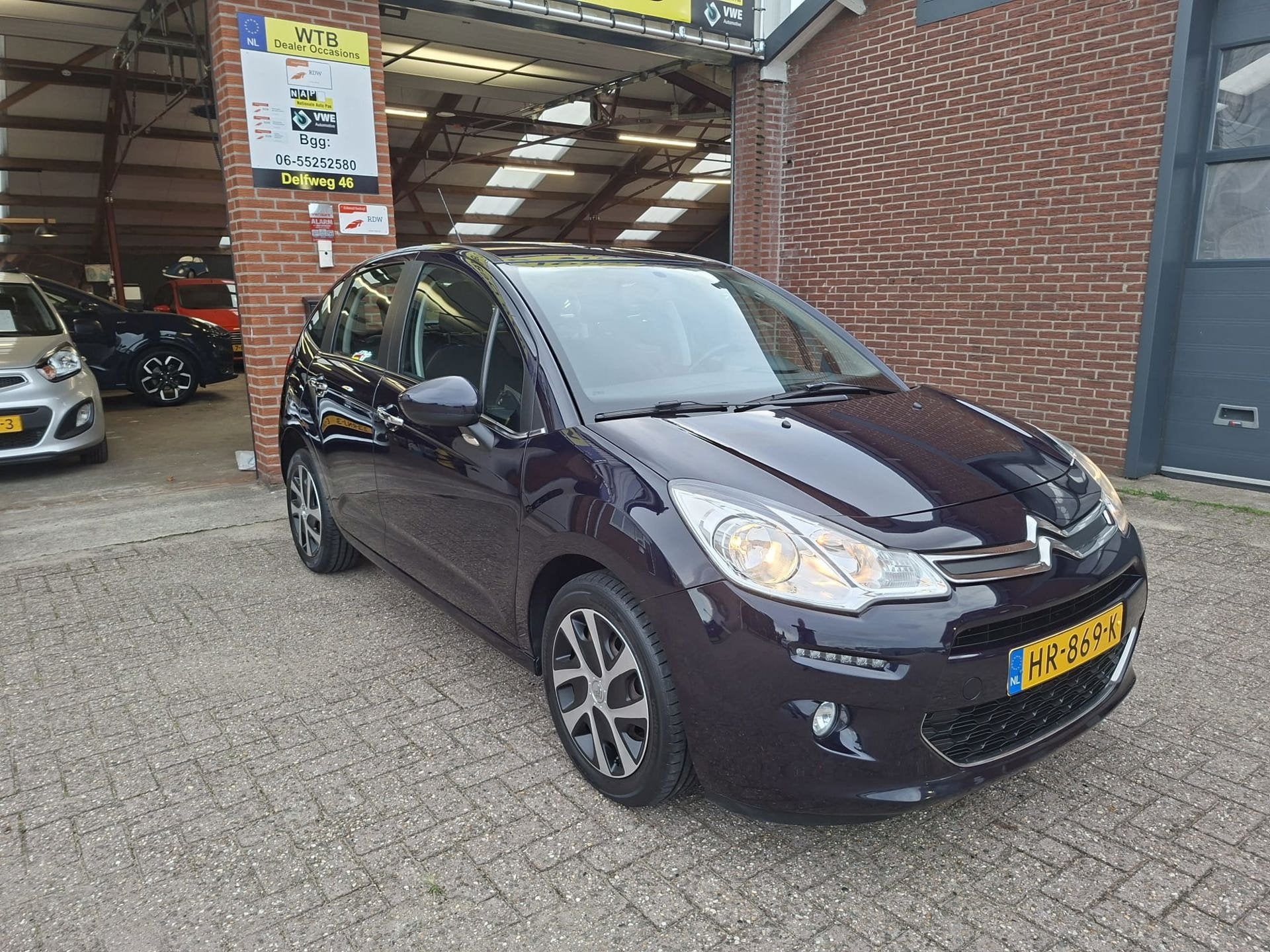 Citroen C3 1.2 PureTech Feel Edition Dealer onderh. Airco, Voorwielaandrijving, Dealer onderhouden, Stof, Gebruikt