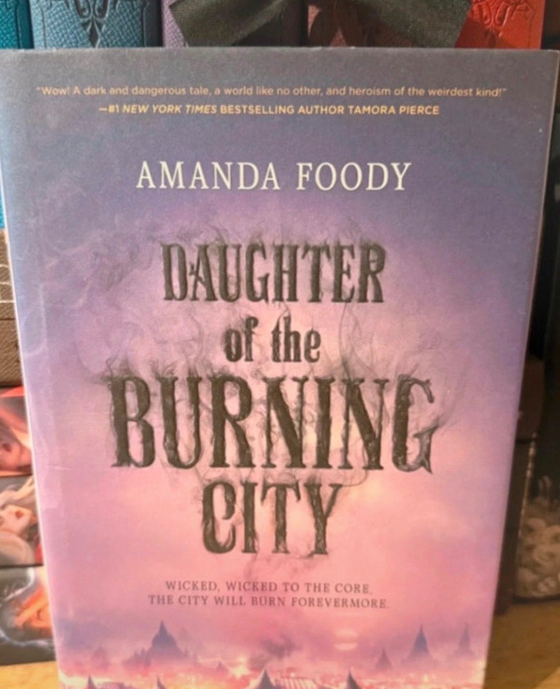Daughter of the Burning City - Amanda Foody (Engels), Ophalen of Verzenden, Zo goed als nieuw