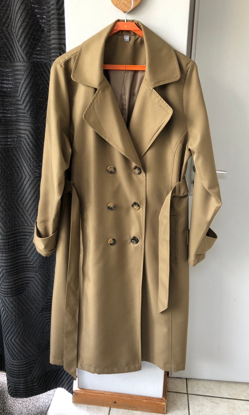 Trench coat mt 44, Kleding | Dames, Ophalen, Zo goed als nieuw, Maat 42/44 (L)