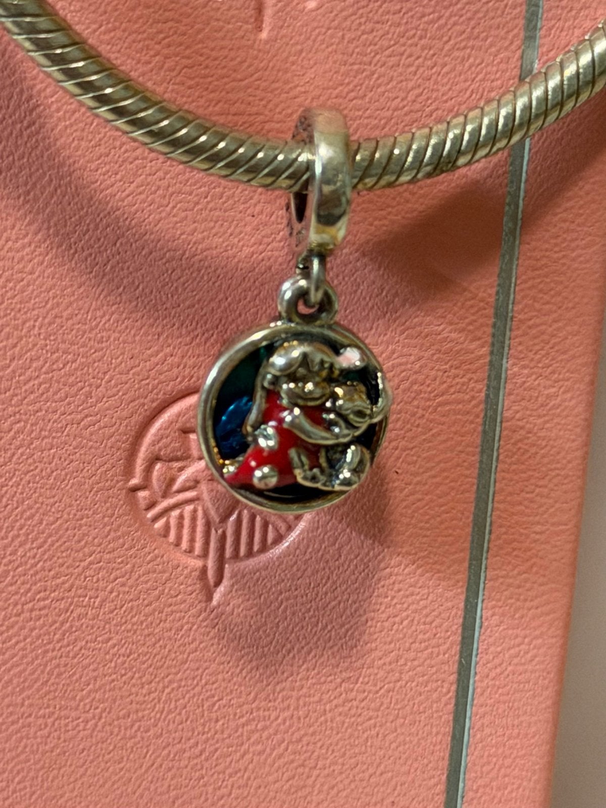 Pandora Disney Lilo & Stitch Familie Bedel, Ophalen, Pandora, Zo goed als nieuw, 1 bedel