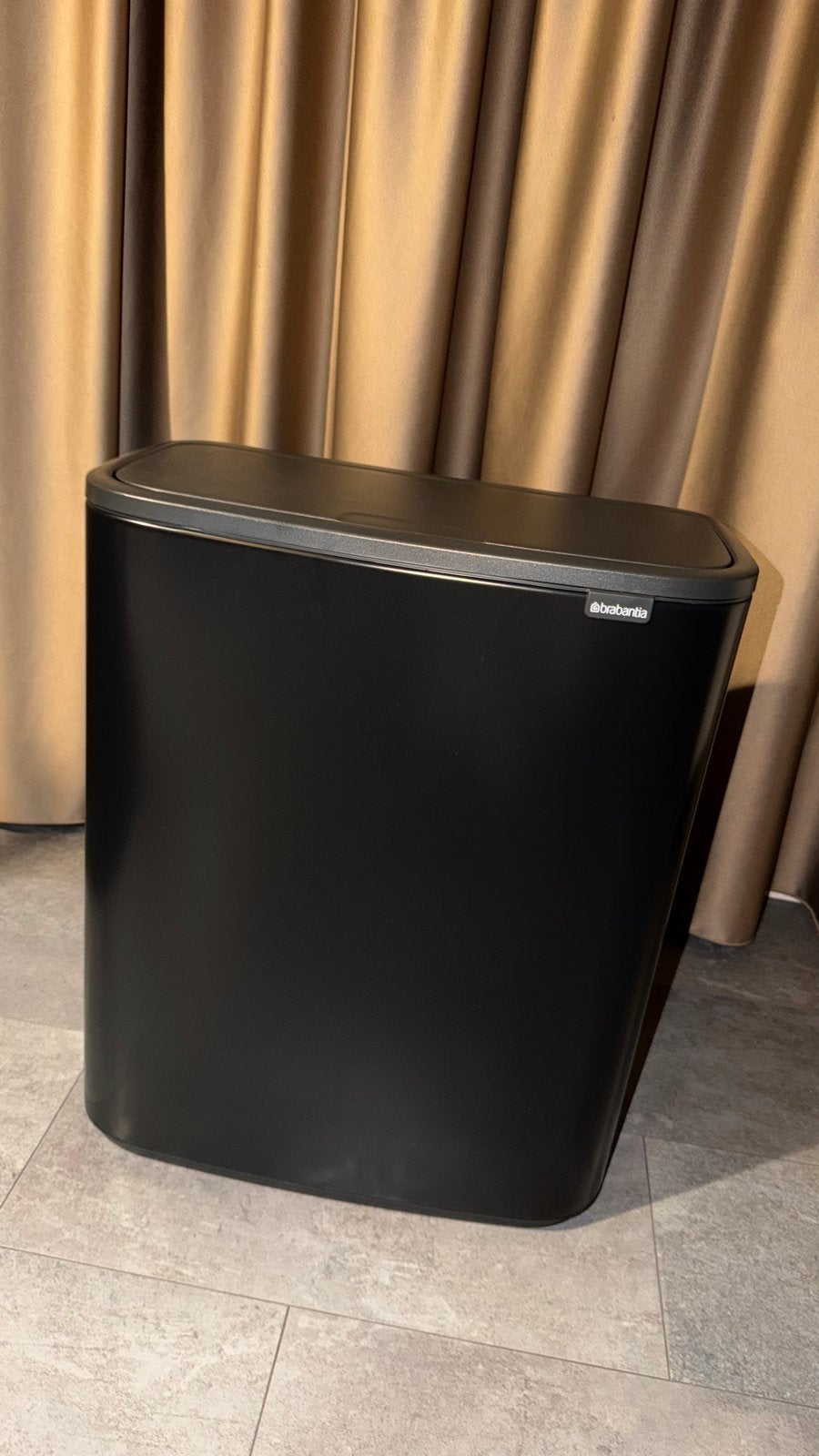 Brabantia Bo Touch Bin prullenbak - 100% NIEUW MET POOTJES, 40 liter of meer, Ophalen, Nieuw, Kunststof