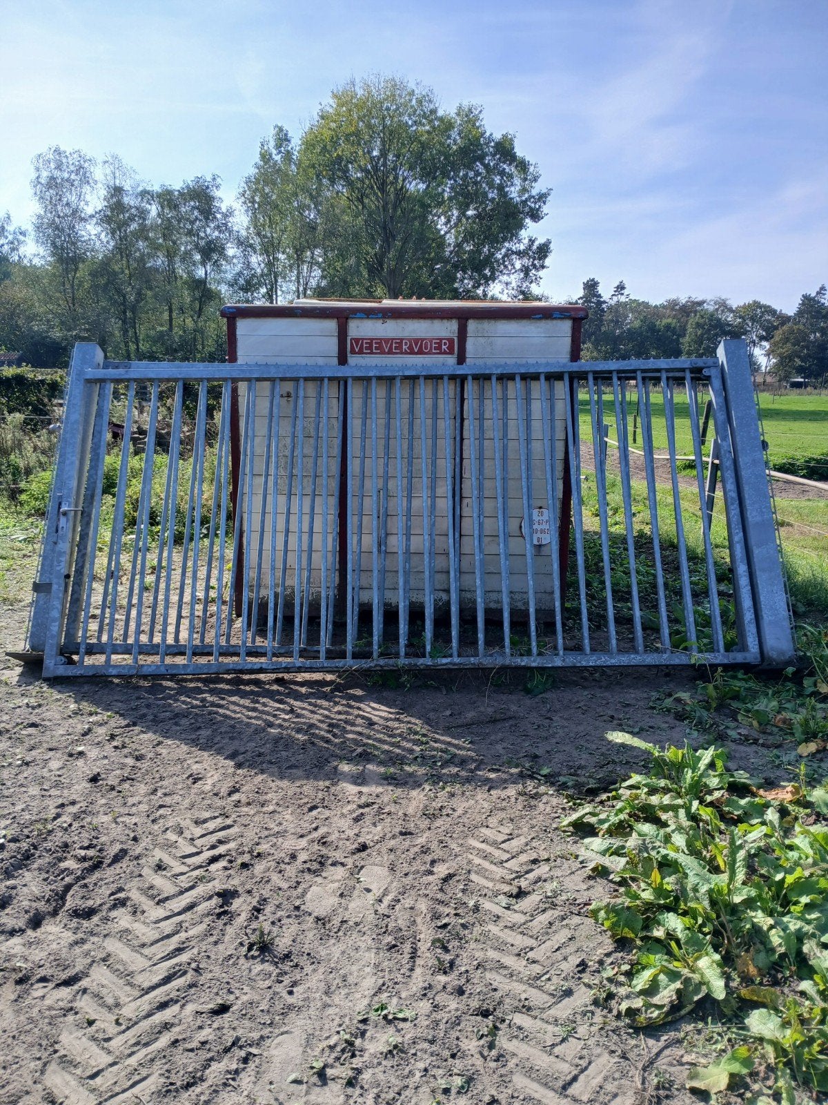 mooi poort, Ophalen, Zo goed als nieuw, IJzer, Tuinhek