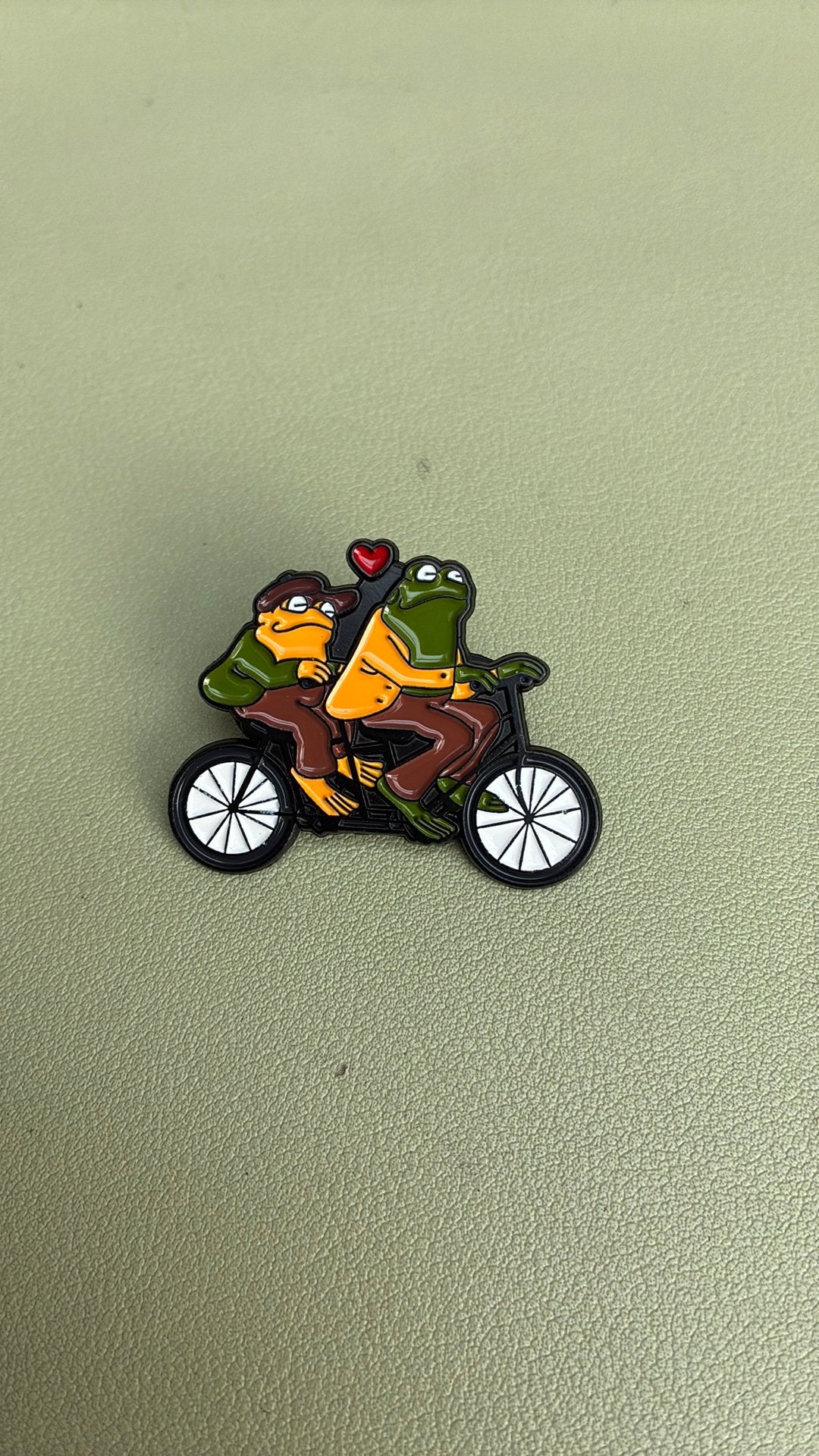 Frog and toad pin, Verzenden, Nieuw