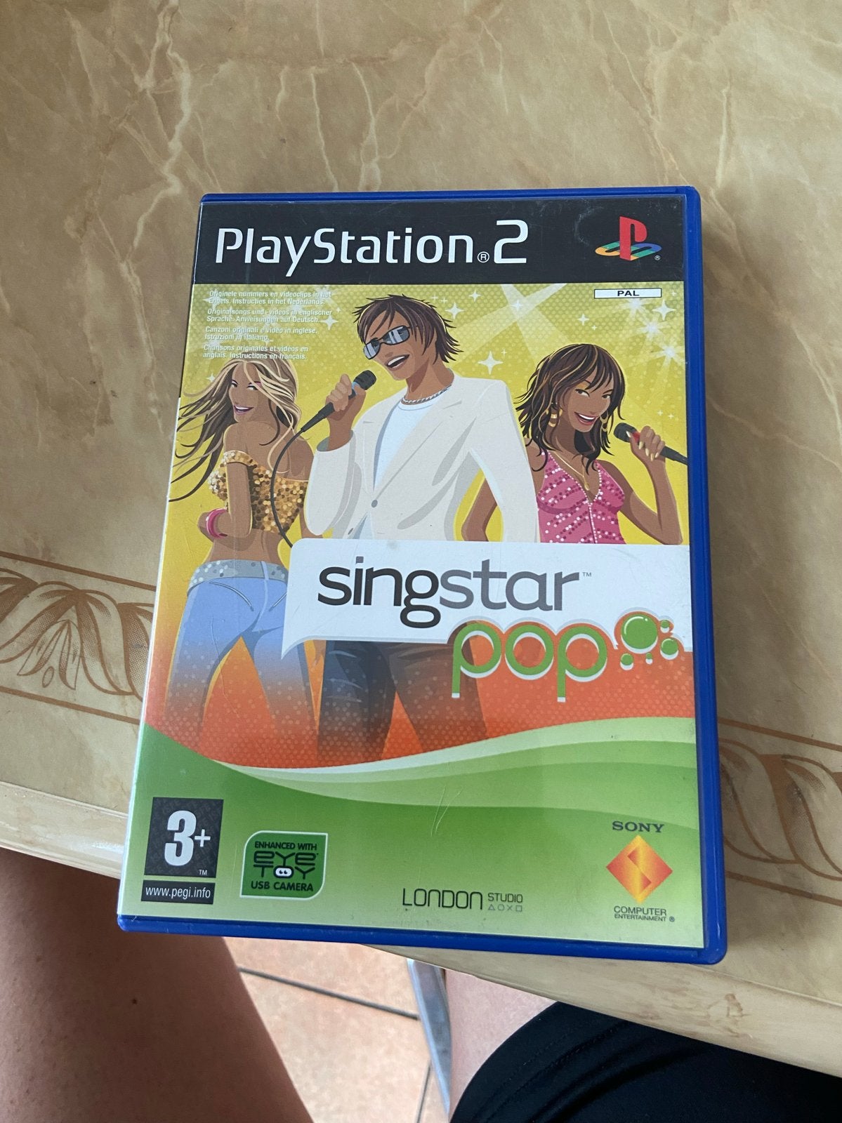SingStar Pop - PlayStation 2 (PS2) - Karaoke Game, Muziek, Gebruikt, Ophalen of Verzenden, 3 spelers of meer