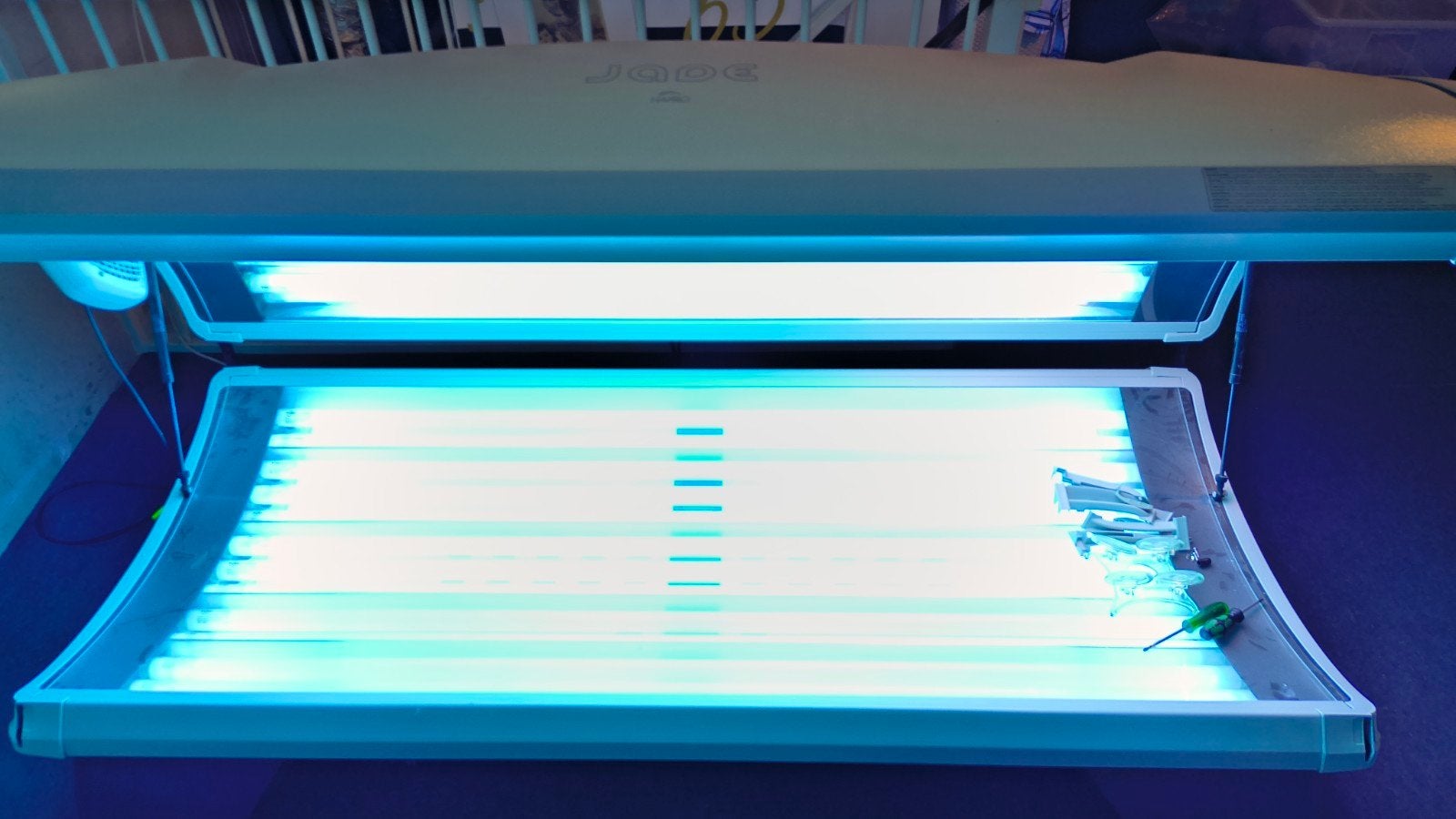 Hapro Jade 24 Zonnebank - Goede staat, Ophalen, Gebruikt, Zonnebank dubbelzijdig, 15 lampen of meer