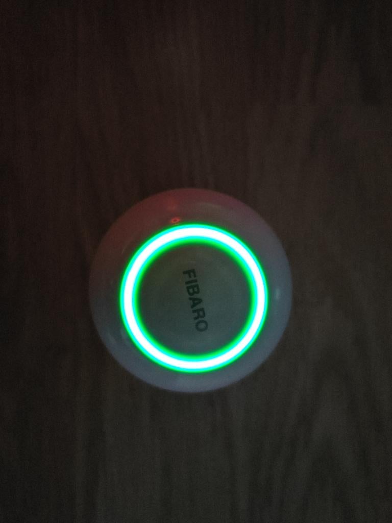 Fibaro Heat Controller, Gebruikt, Minder dan 30 cm, Radiator, Minder dan 60 cm