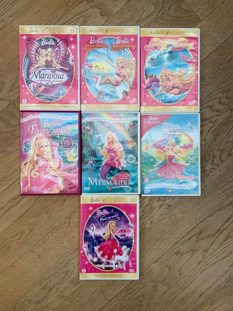 Barbie DVD’S 7 stuks, Cd's en Dvd's, Poppen, Ophalen of Verzenden, Zo goed als nieuw, Vanaf 6 jaar