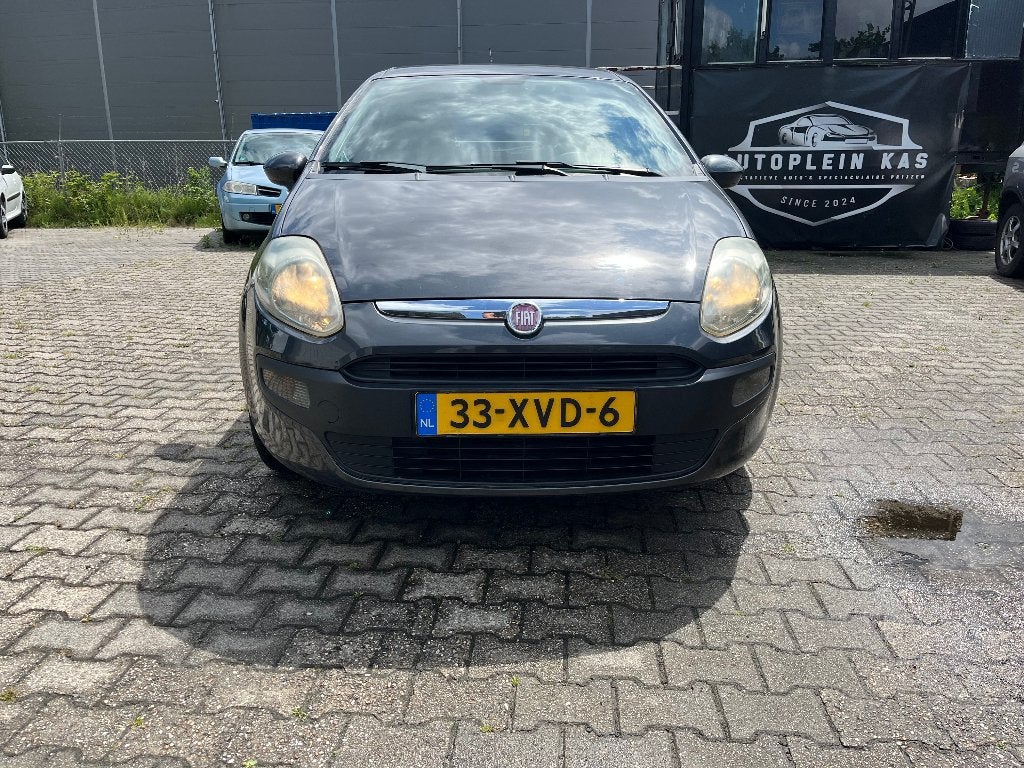 Fiat Punto 1.2 5DR 2011 Grijs, Voorwielaandrijving, Stof, 40 €/maand, 1242 cc