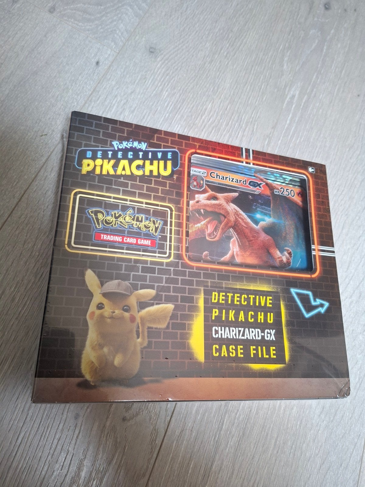 Detective Pikachu Charizard GX, Ophalen of Verzenden, Zo goed als nieuw