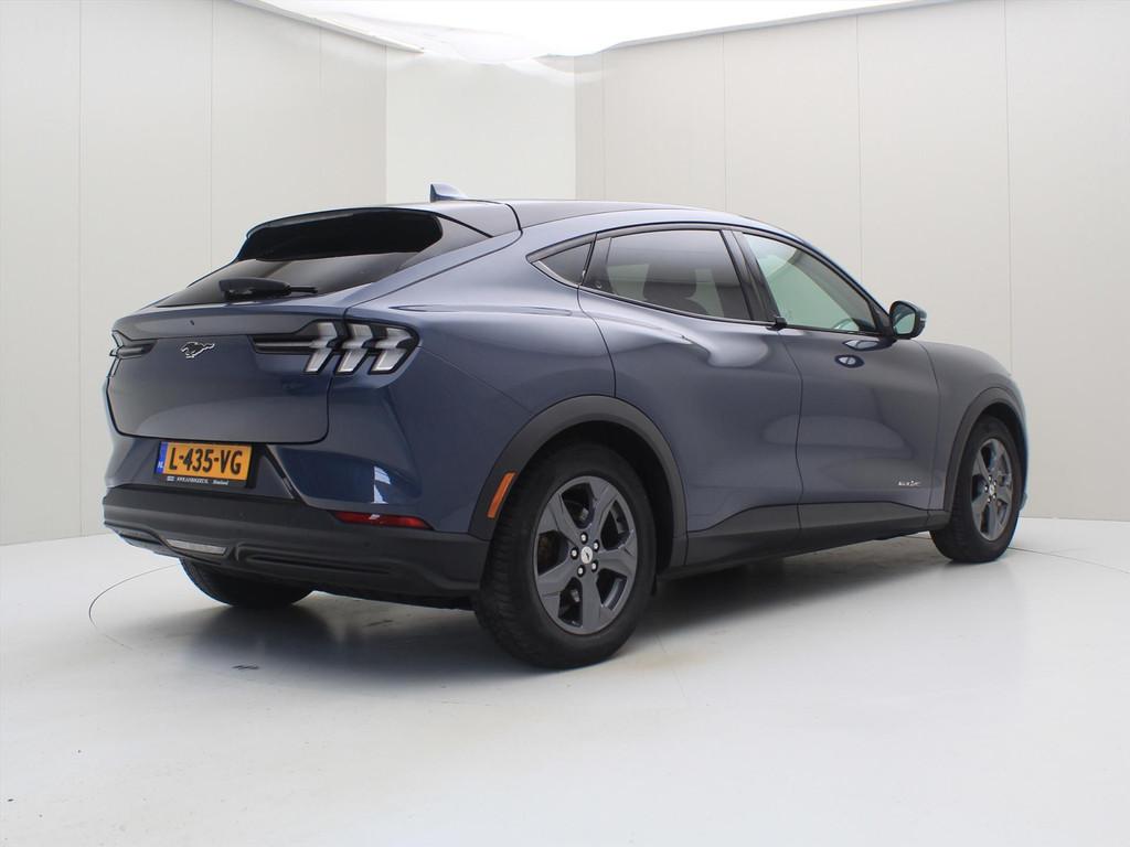Ford Mustang Mach-E 75kWh 258pk RWD 92.5% SoH [ LEDER+CARPLA, Auto's, Automaat, Gebruikt, 258 pk, Blauw