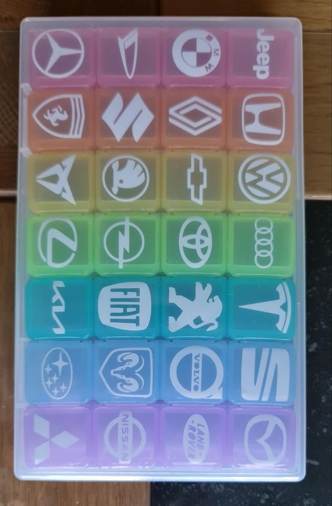 Autobingo in 2 varianten, Vijf spelers of meer, Ophalen of Verzenden, Nieuw