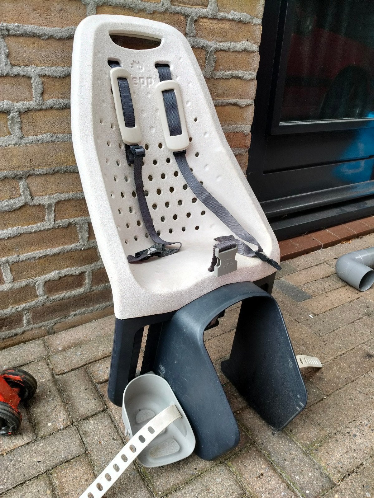 Yepp kinderstoel, Ophalen