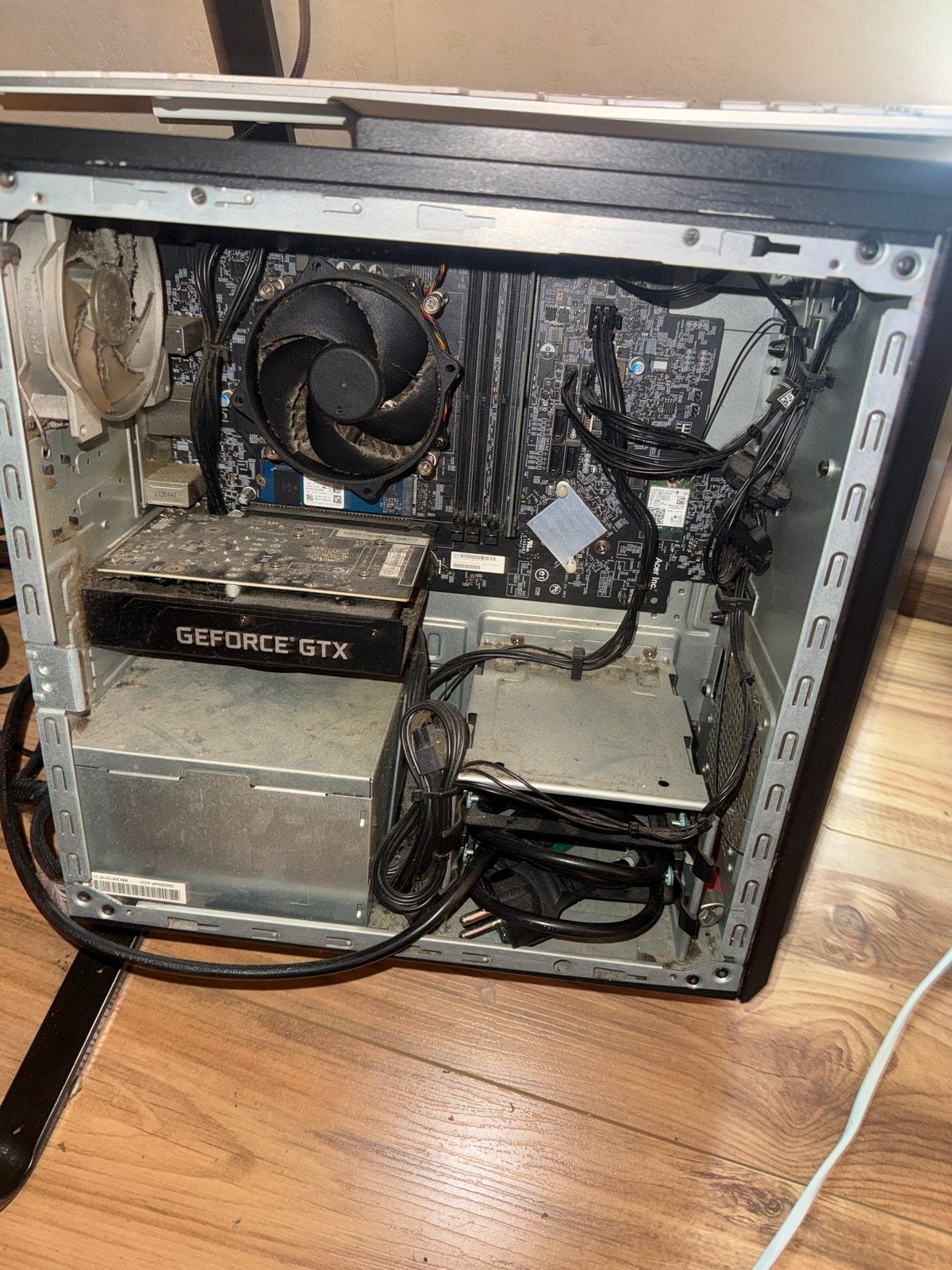 Acer Nitro 50 Gaming PC - Intel Core i5, NVIDIA GeForce GTX, Gebruikt, HDD, 8 GB, Ophalen of Verzenden