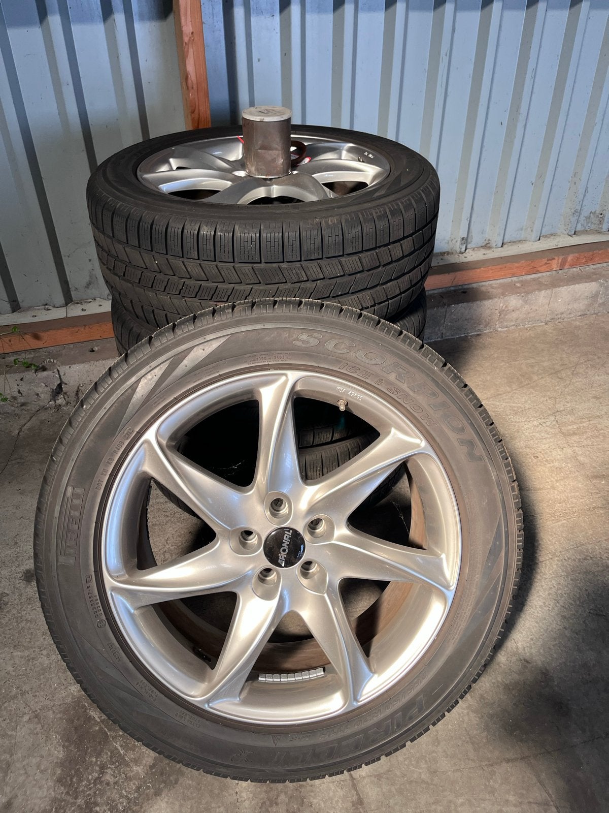 Winterbanden set Infiniti FX35 - Pirelli Scorpion 265/50 R20, Auto-onderdelen, Banden en Velgen, Ophalen, Gebruikt, 265 mm, Banden en Velgen