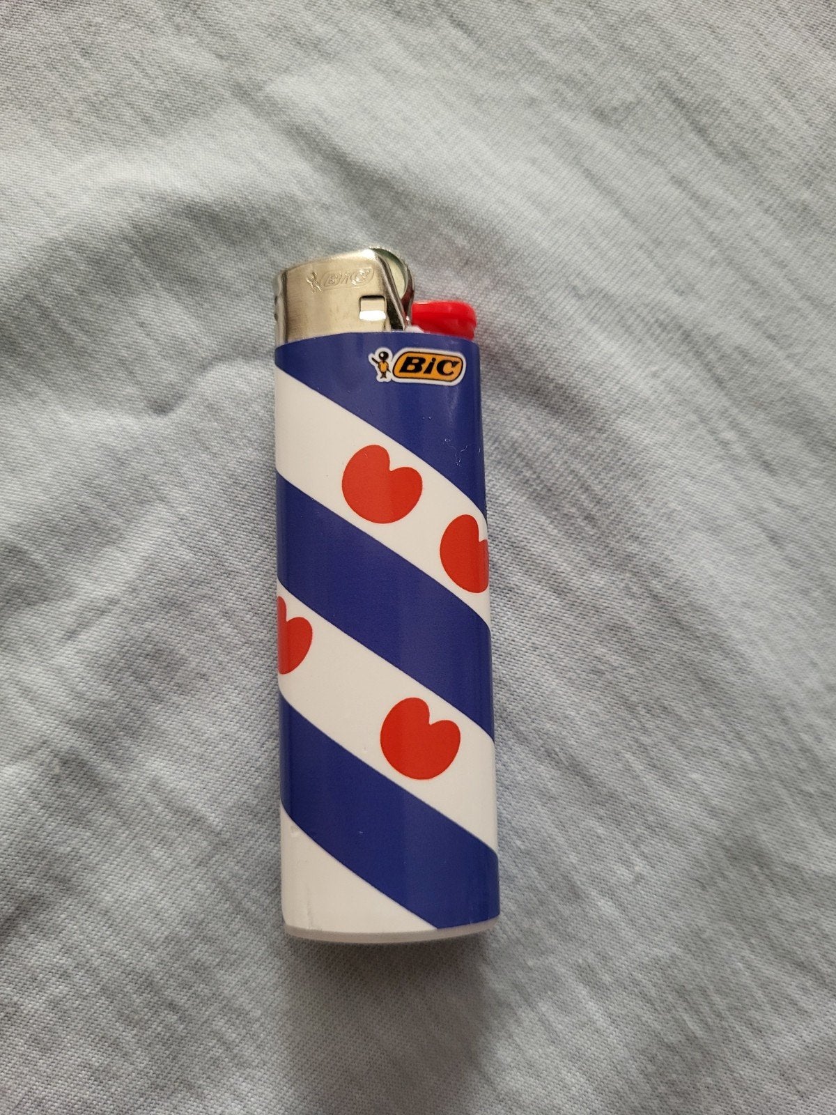 BIC aansteker met Friese vlag design, Ophalen of Verzenden, Nieuw, Aansteker