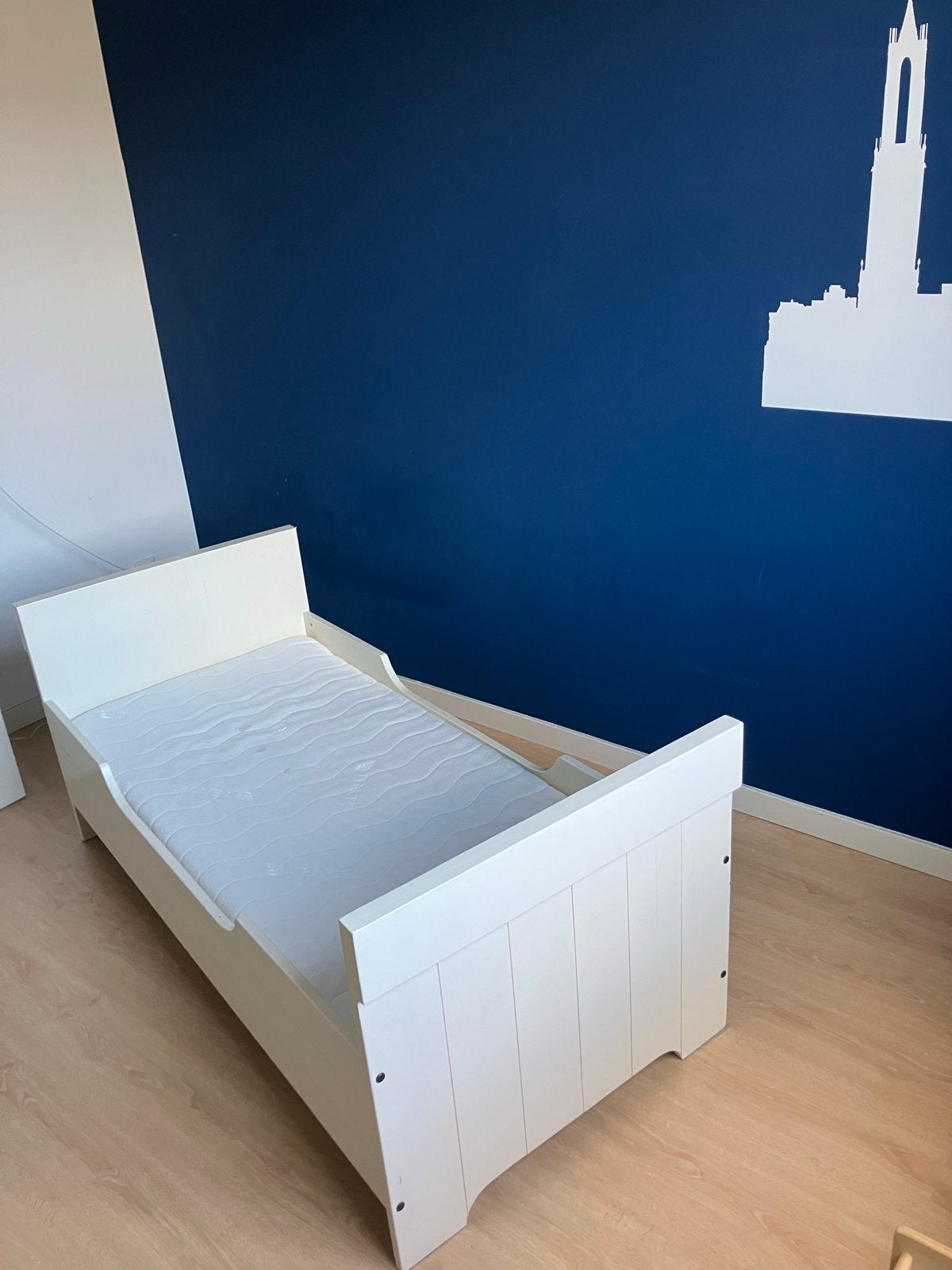 wit kinderbed met lattenbodem en matras, Ophalen, Gebruikt, 70 tot 85 cm, 140 tot 160 cm