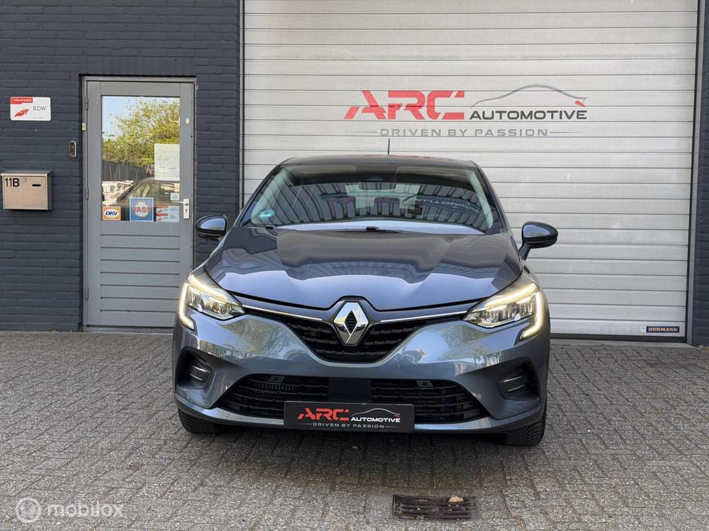 Renault Clio 1.0 TCe Intens Navi/Camera/Lane assist/Keyless, Voorwielaandrijving, 101 pk, Gebruikt, 580 kg